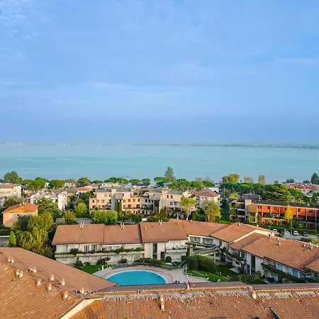 Vista E Piscina - Di Design A Desenzano * Desenzano del Garda